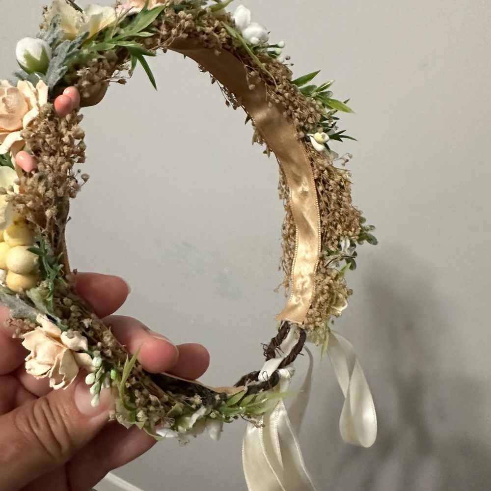 Girls wedding flower halo